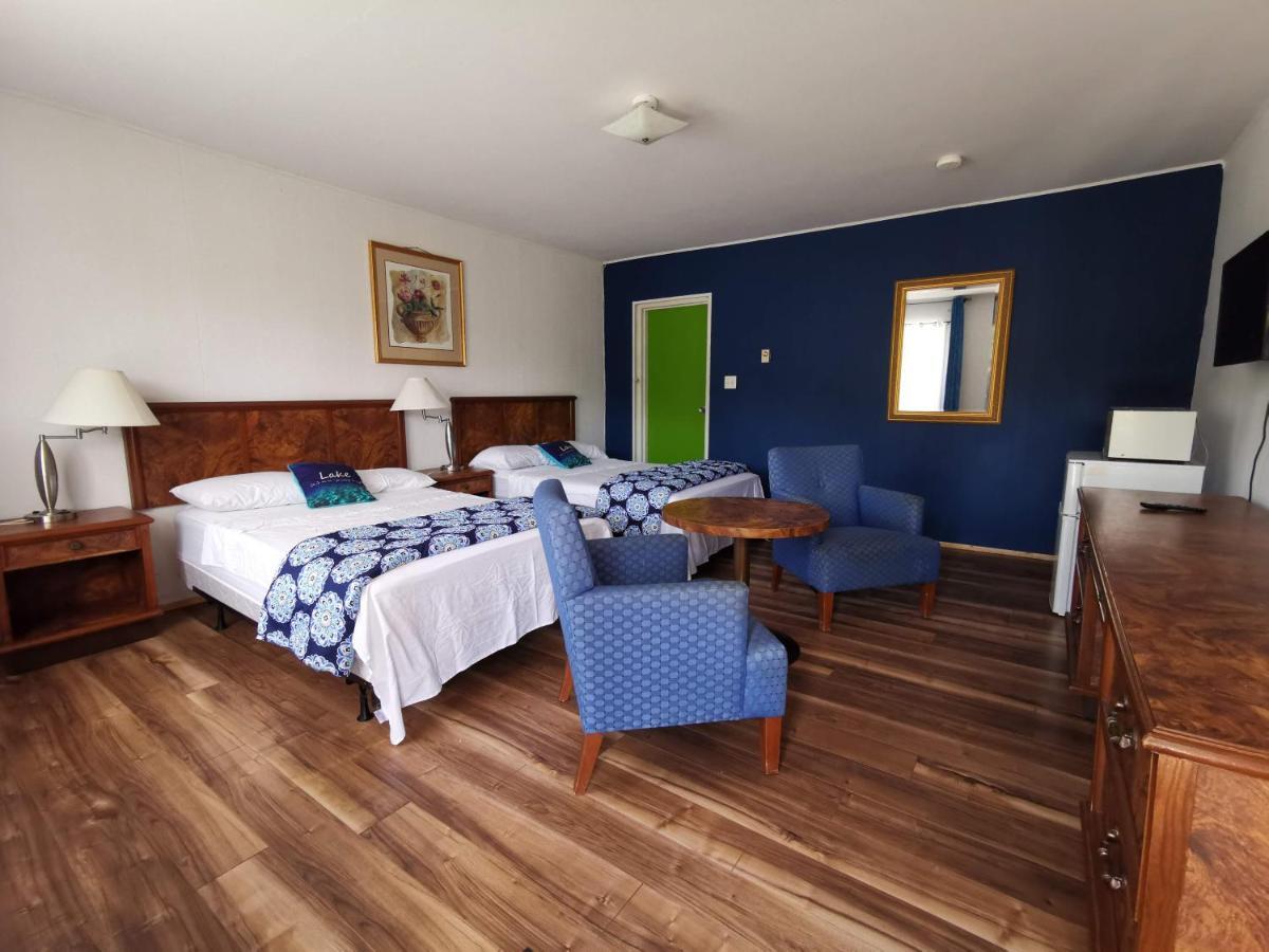 All Tucked Inn Waubaushene Dış mekan fotoğraf