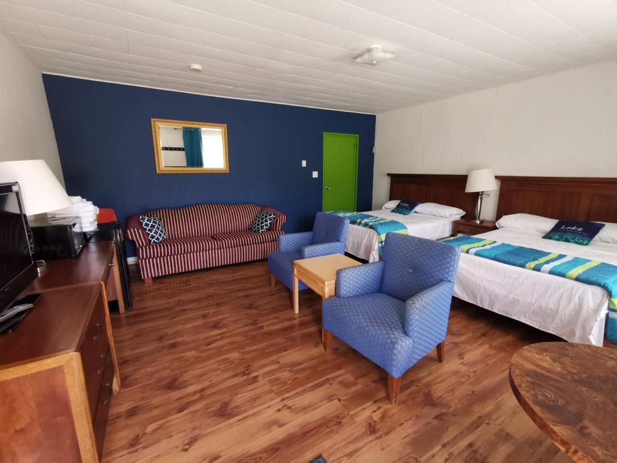 All Tucked Inn Waubaushene Dış mekan fotoğraf